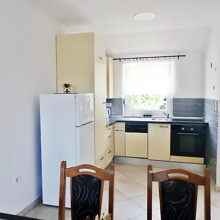 Appartamento Maca Starigrad Paklenica