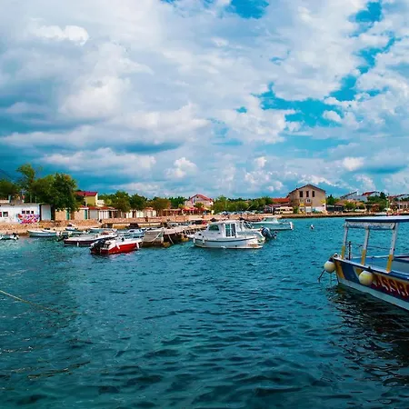 Maca * Starigrad Paklenica