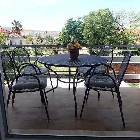 Maca Apartment Starigrad Paklenica
